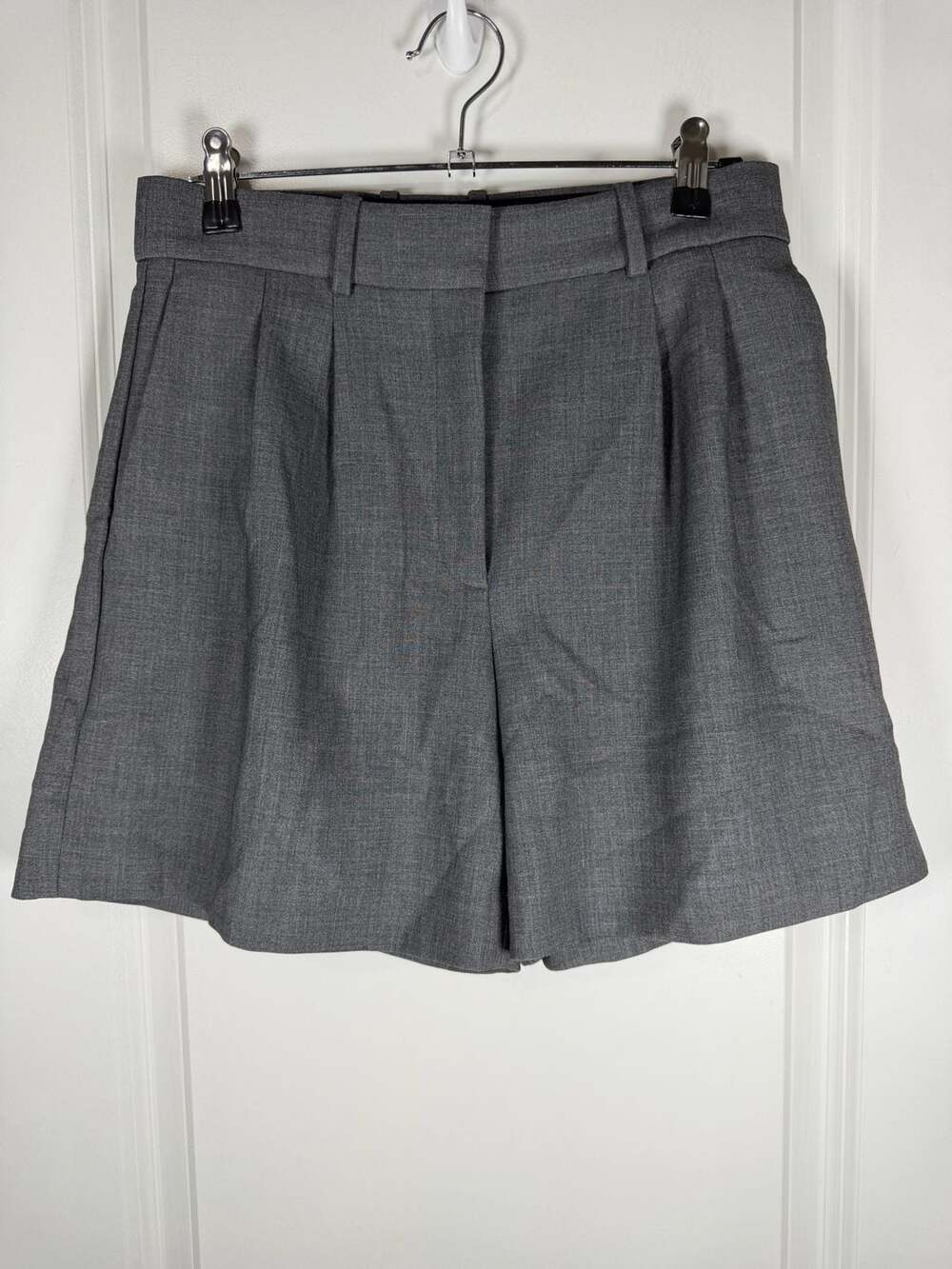 Babaton Women's Pleated Mini Shorts in Grey